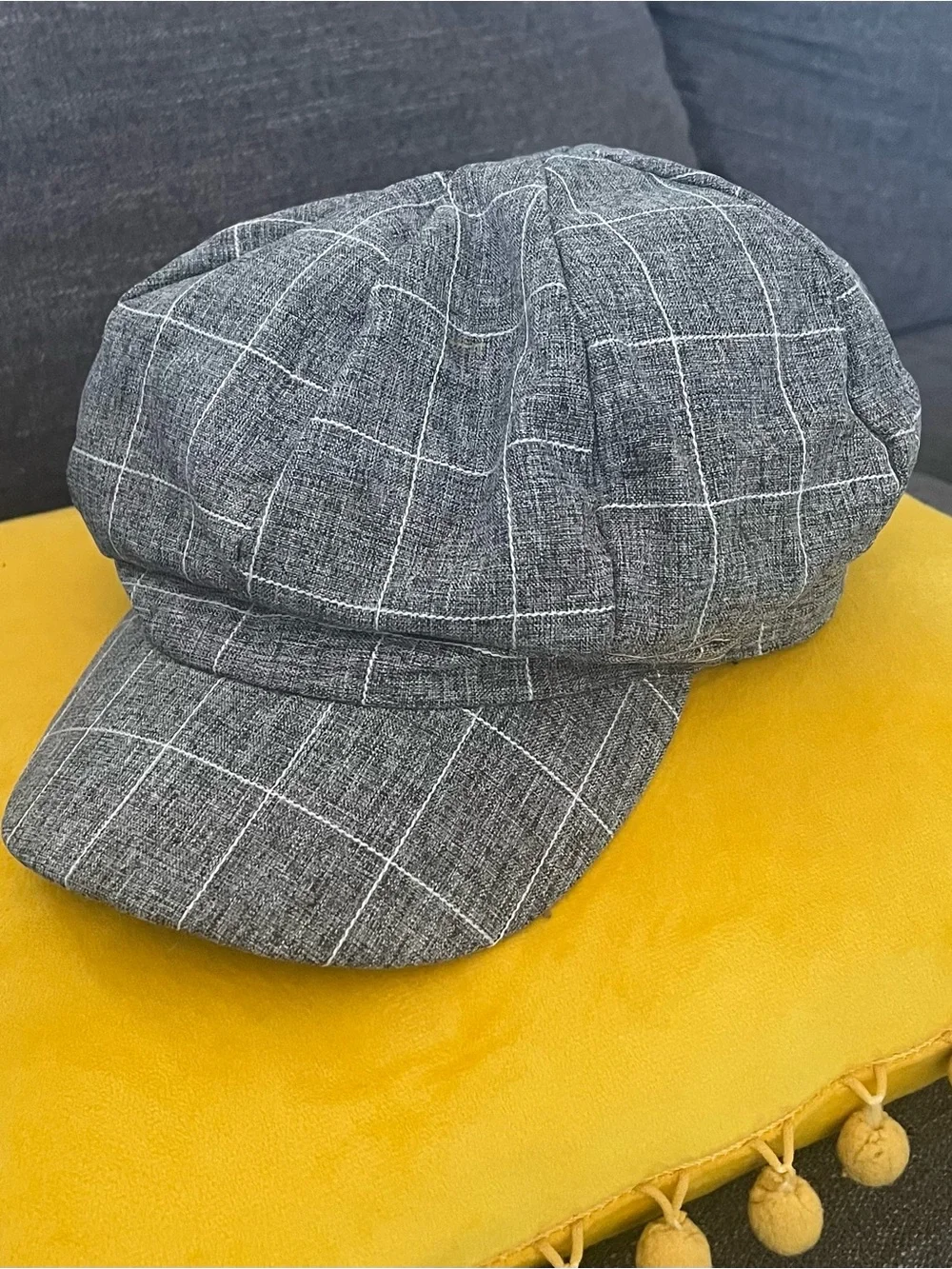 Black Chain-Trim Baker Boy Hat